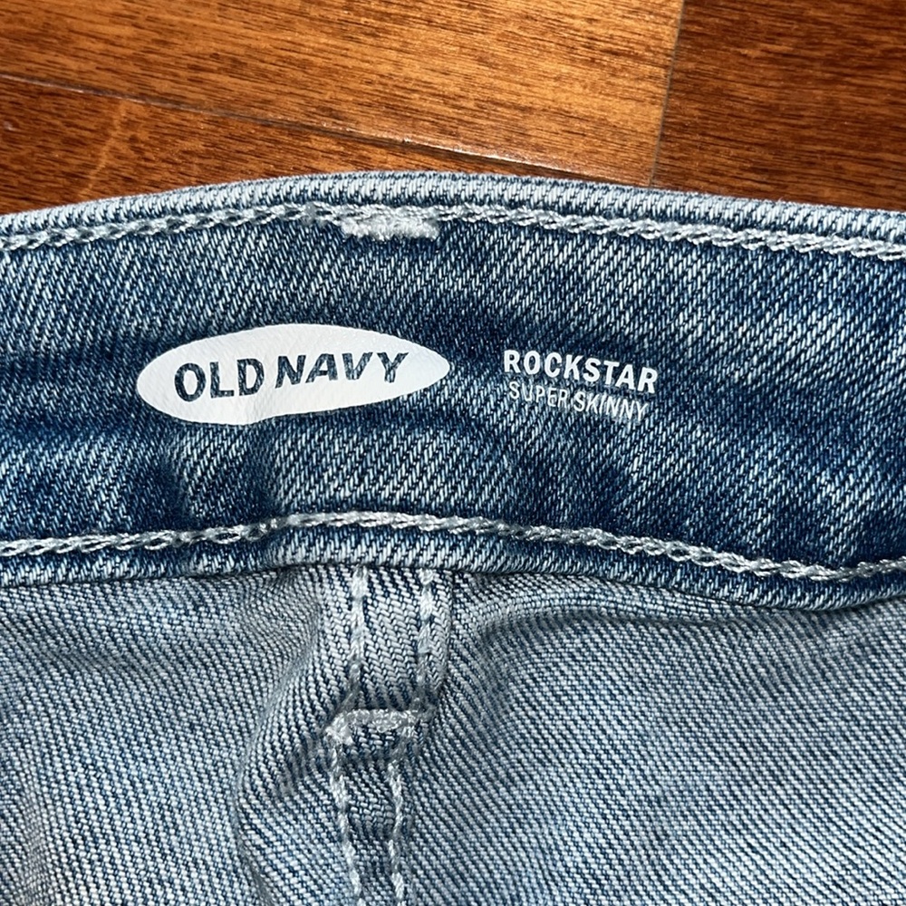 Rockstar Super Skinny jeans from Old Navy - Picture 3 of 4